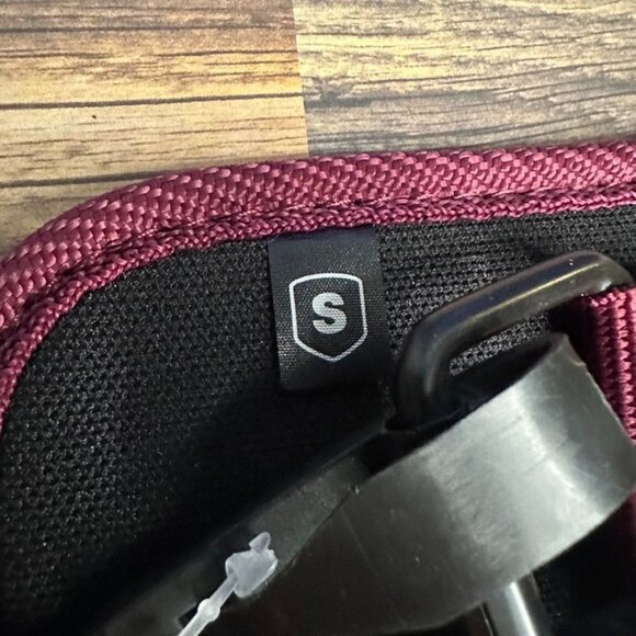 NWT Harbinger Foam Core Belt 4.5" for Lifting Size Small (Merlot) - Picture 6 of 14